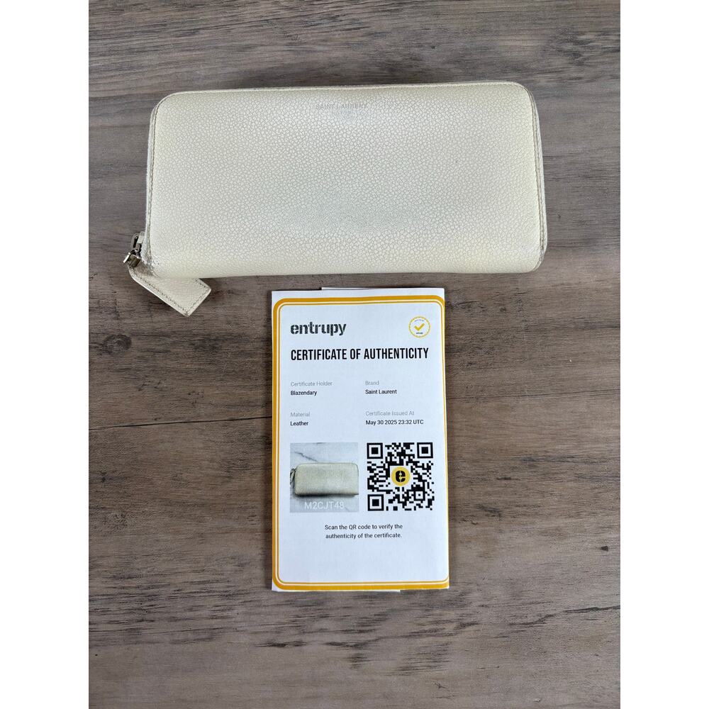 Saint Laurent- YSL- White Pebbled Leather Wallet- Excellent Condition Need Clean